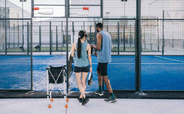 Entreprise construction terrain de tennis